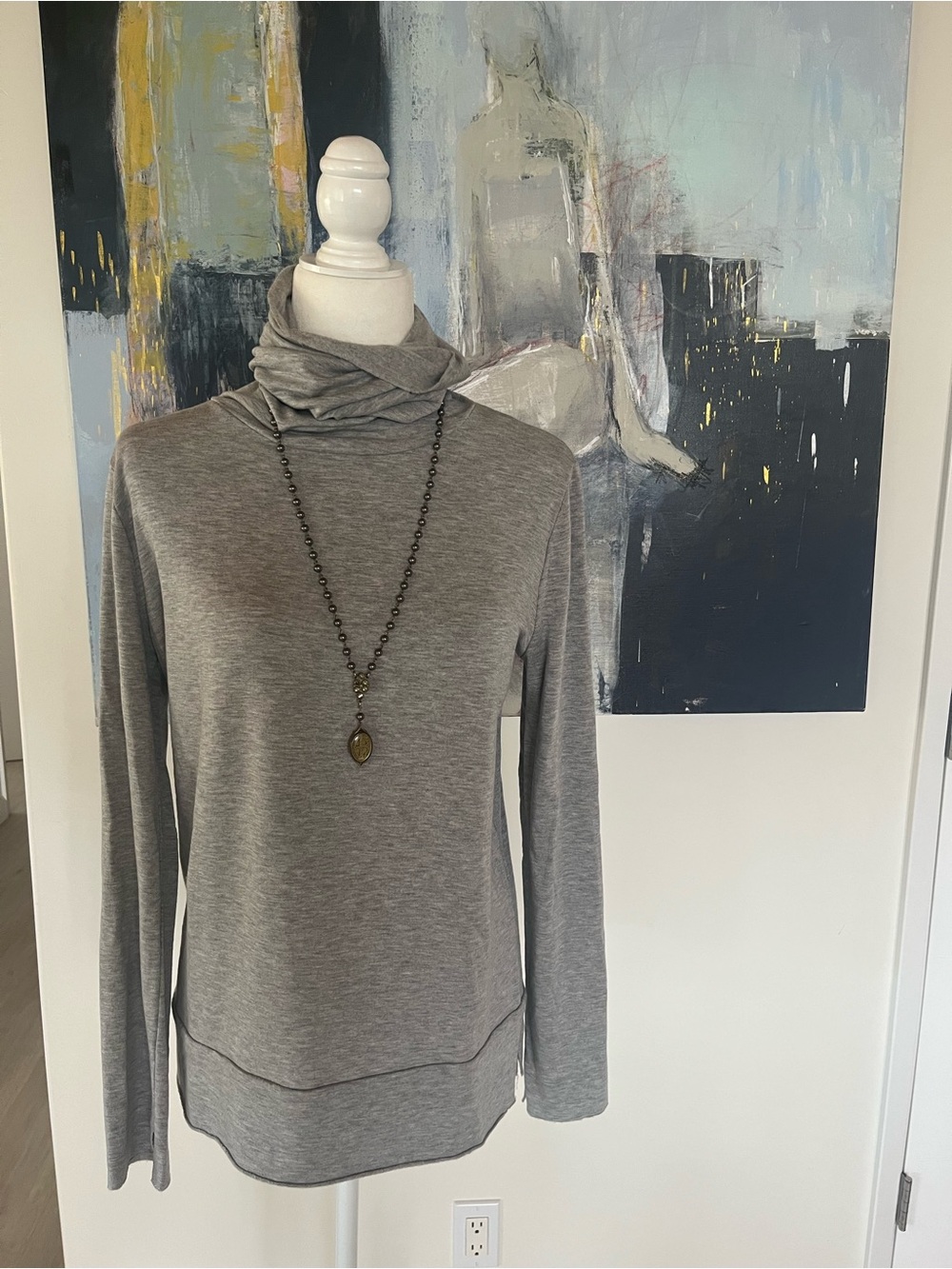 Bleusalt the turtleneck grey heather, year round knit, size 2 or medium